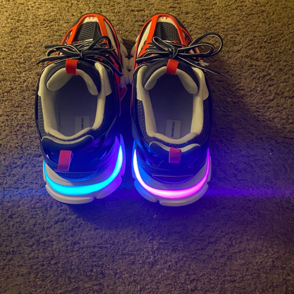 Balenciaga Track Leather Trainers - Picture 4 of 8